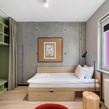 Nextdoor 3*