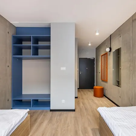 Nextdoor كراكوفيا