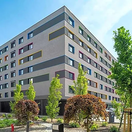 Nextdoor Apartahotel 3*