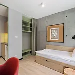 Nextdoor アパートホテル